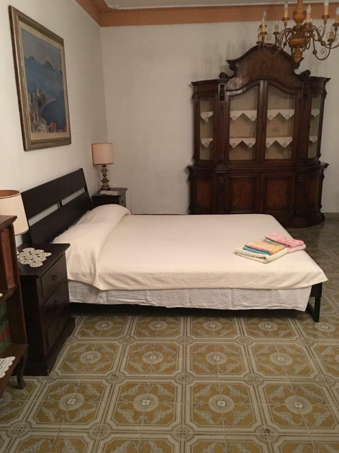 Casa Degli Zii Appartamento Letizia Luni Eksteriør billede
